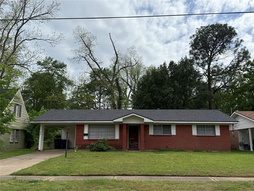 749 River Oaks Drive Property Photo