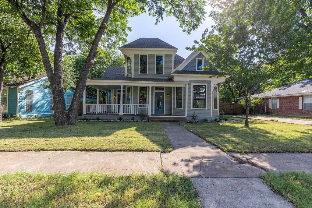 607 N Dallas Street Property Photo