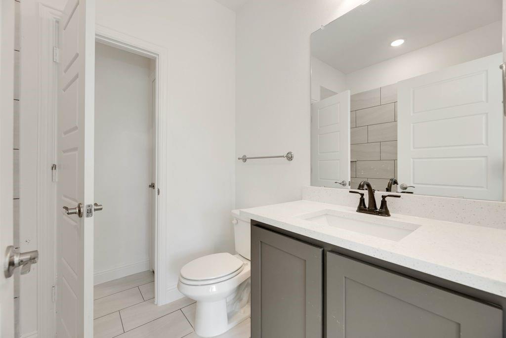 128 Loveta Lane Property Photo 15