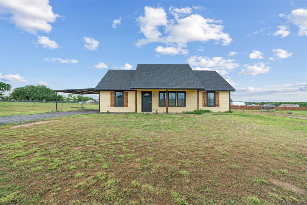 937 Erwin Road Property Photo