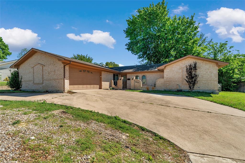 4225 Dawn Drive Property Photo