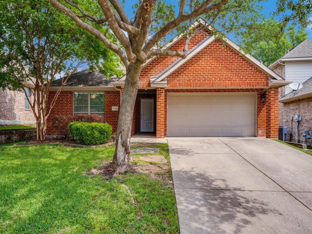 712 Hardwood Drive Property Photo 1