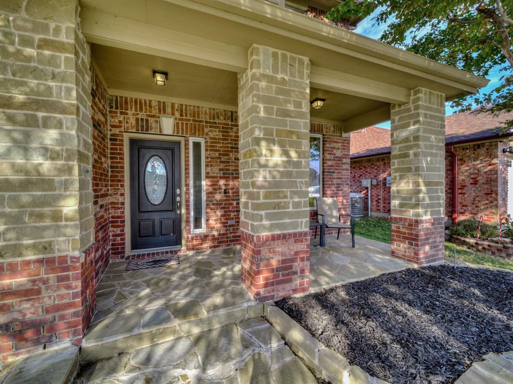 485 Willowlake Drive Property Photo 2