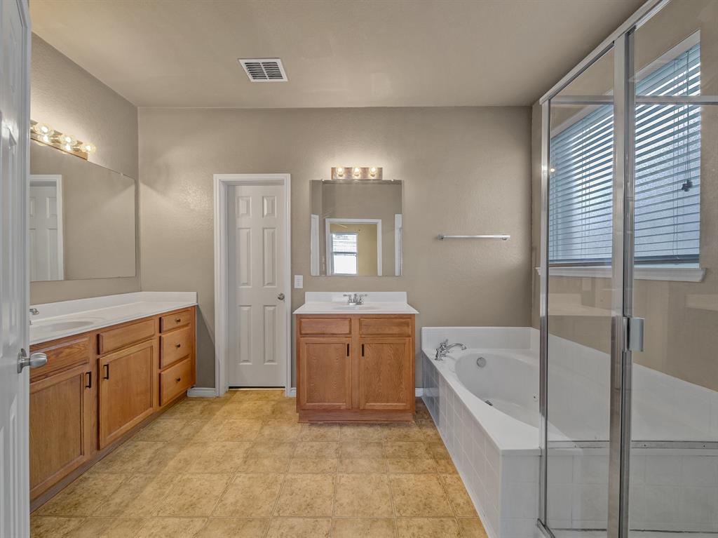 485 Willowlake Drive Property Photo 16