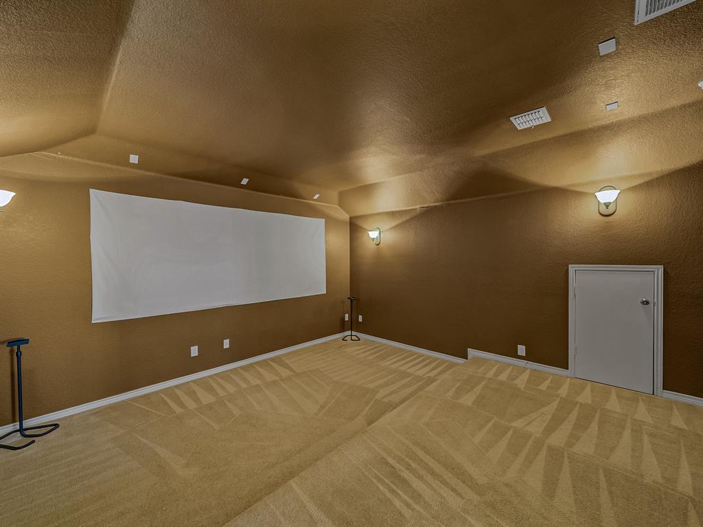 485 Willowlake Drive Property Photo 20
