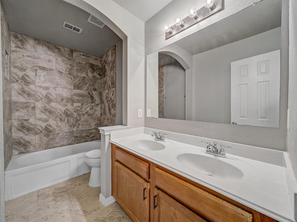 485 Willowlake Drive Property Photo 24