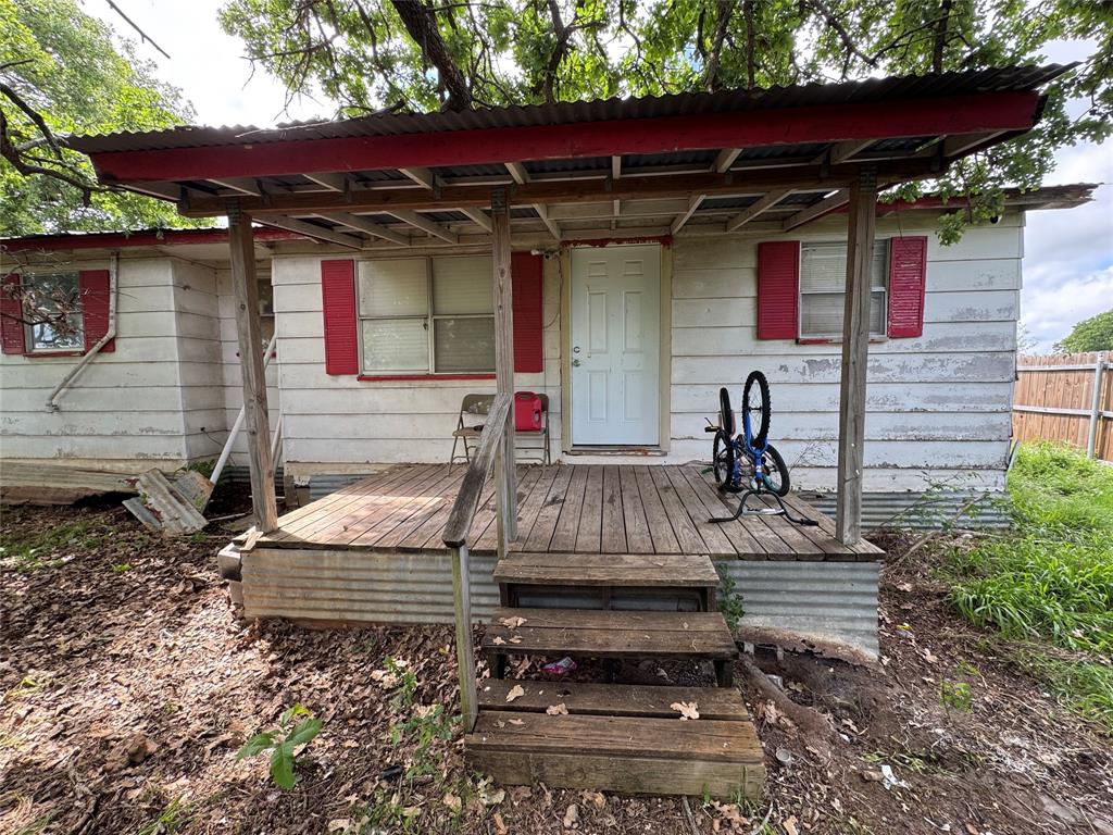 130 County Road 464 Property Photo