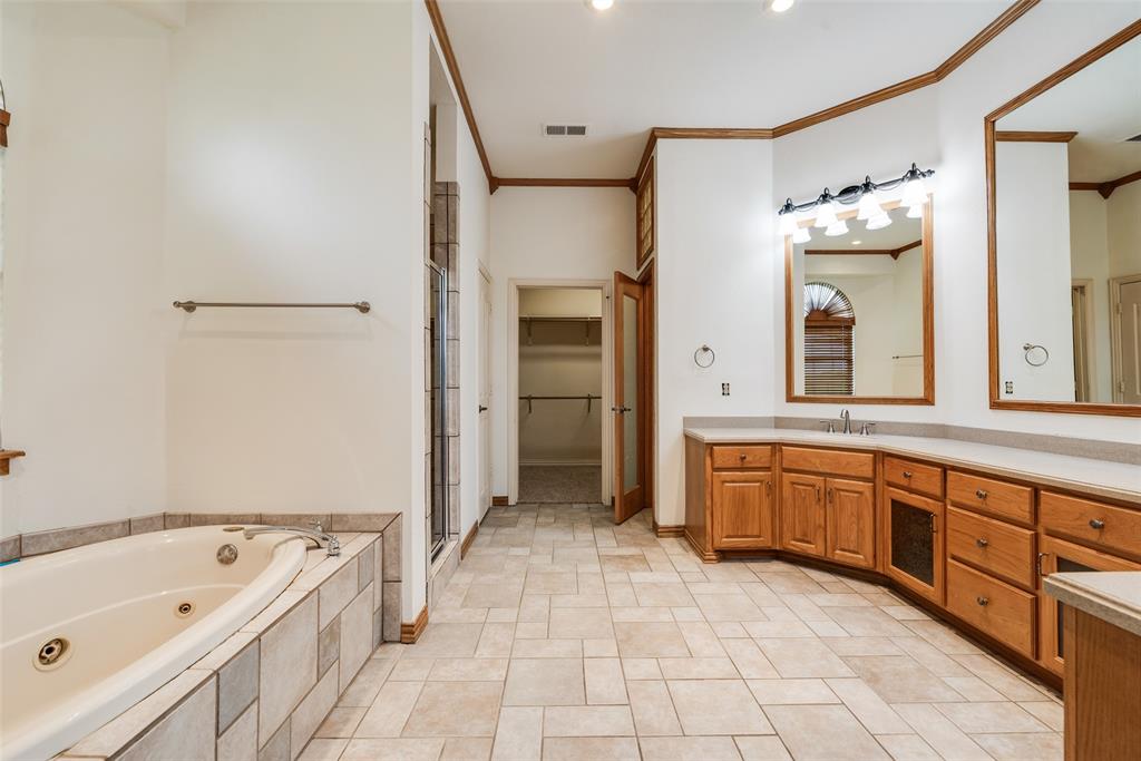 9757 Neal Road Property Photo 16