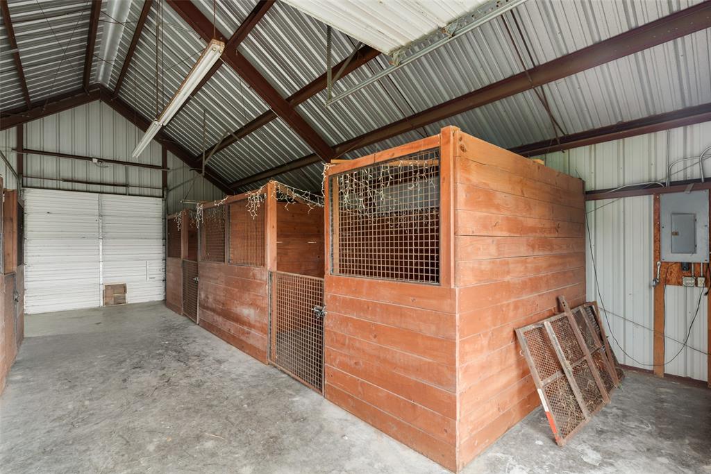 9757 Neal Road Property Photo 26