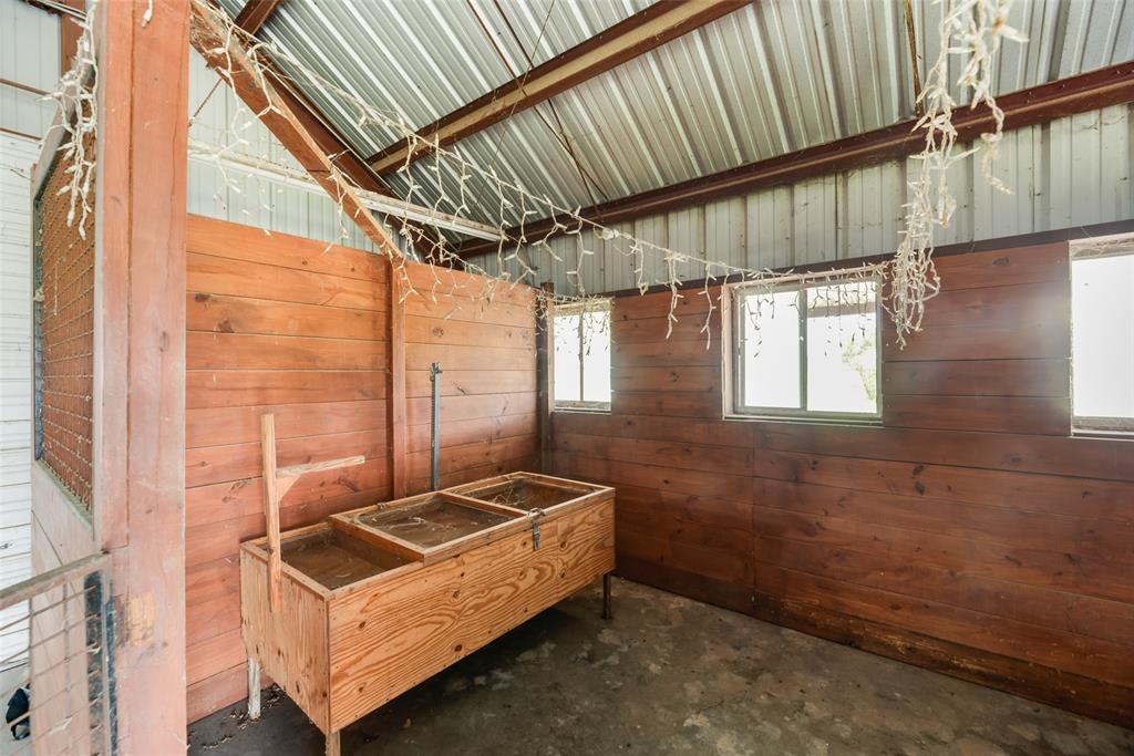 9757 Neal Road Property Photo 28