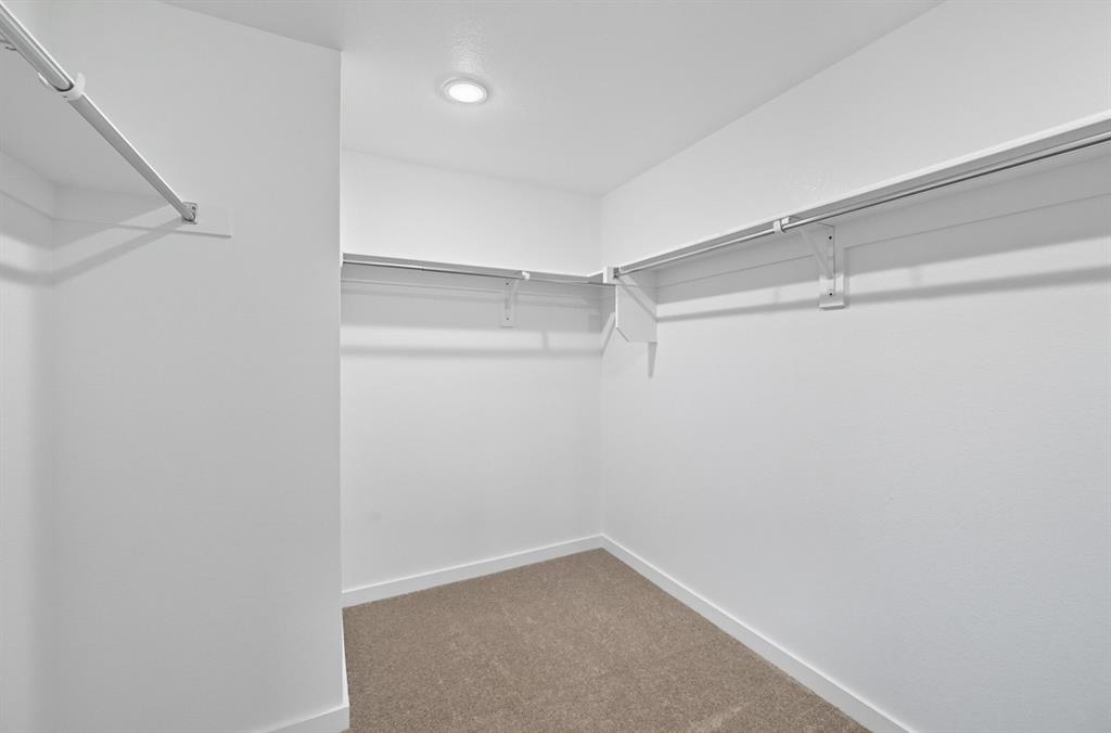 9204 Persimmon Lane Property Photo 14