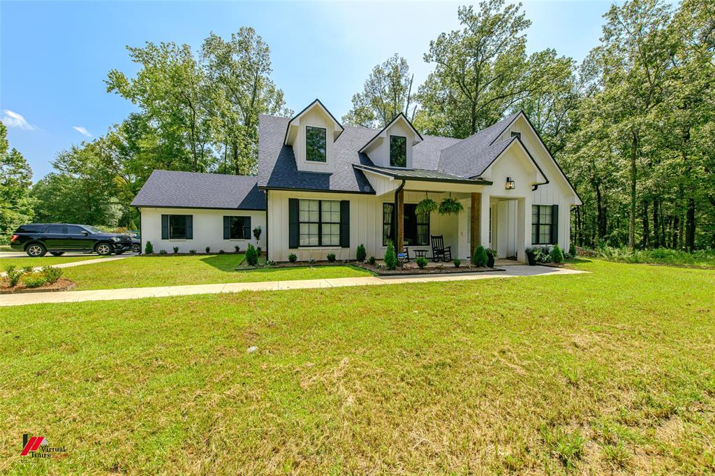 104 Juli Property Photo