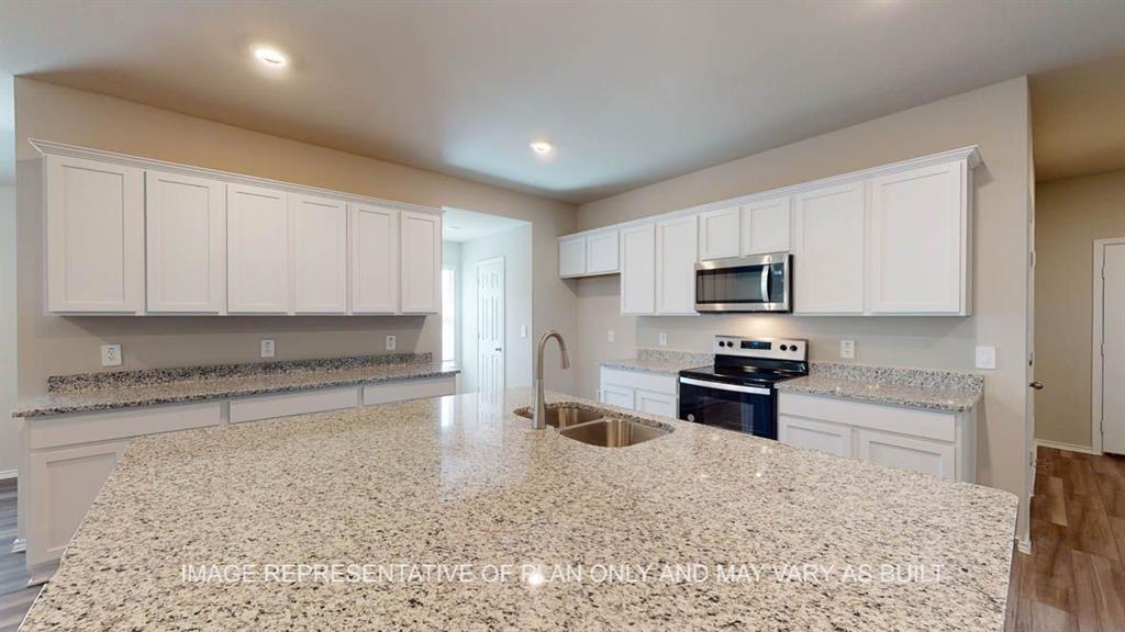 12532 Tarres Court Property Photo 3