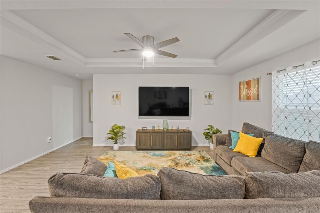 1065 Castroville Drive Property Photo 4