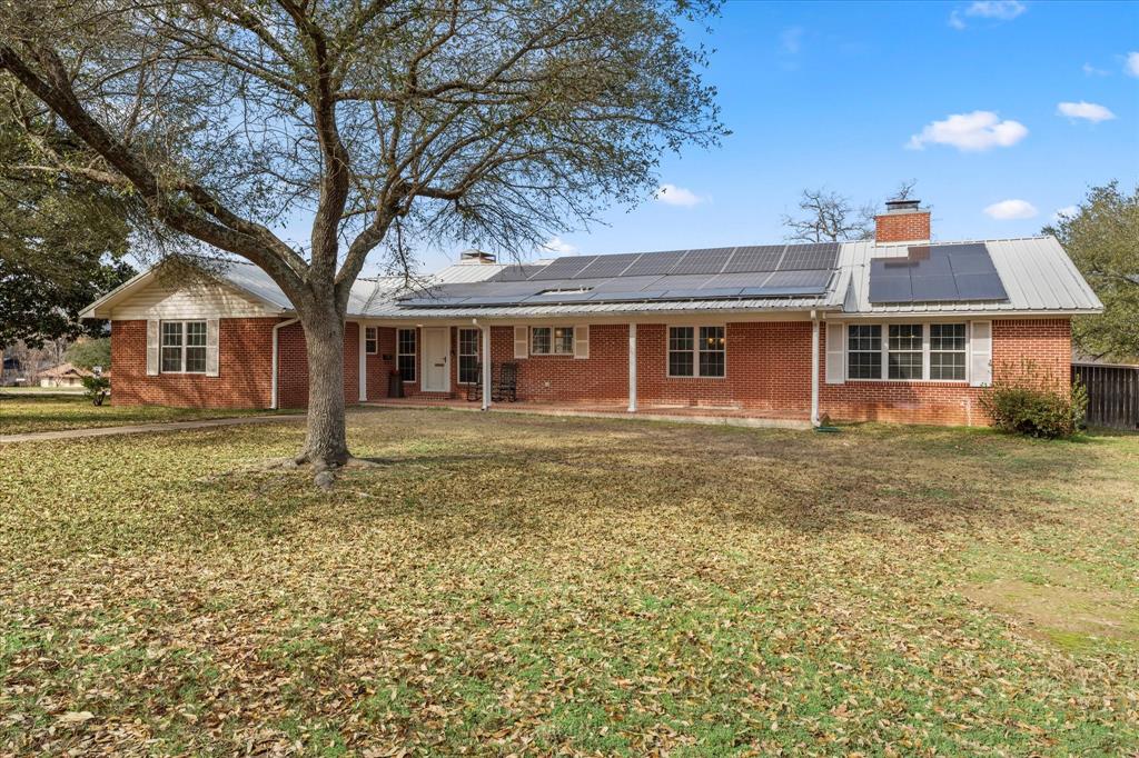 303 Park Drive Property Photo