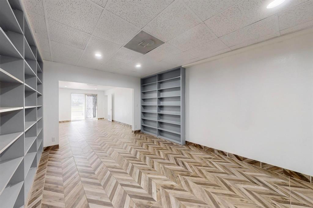 630 Dalworth Street Property Photo 8