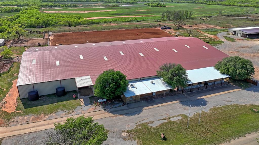 2610 Weetu Road Property Photo 1