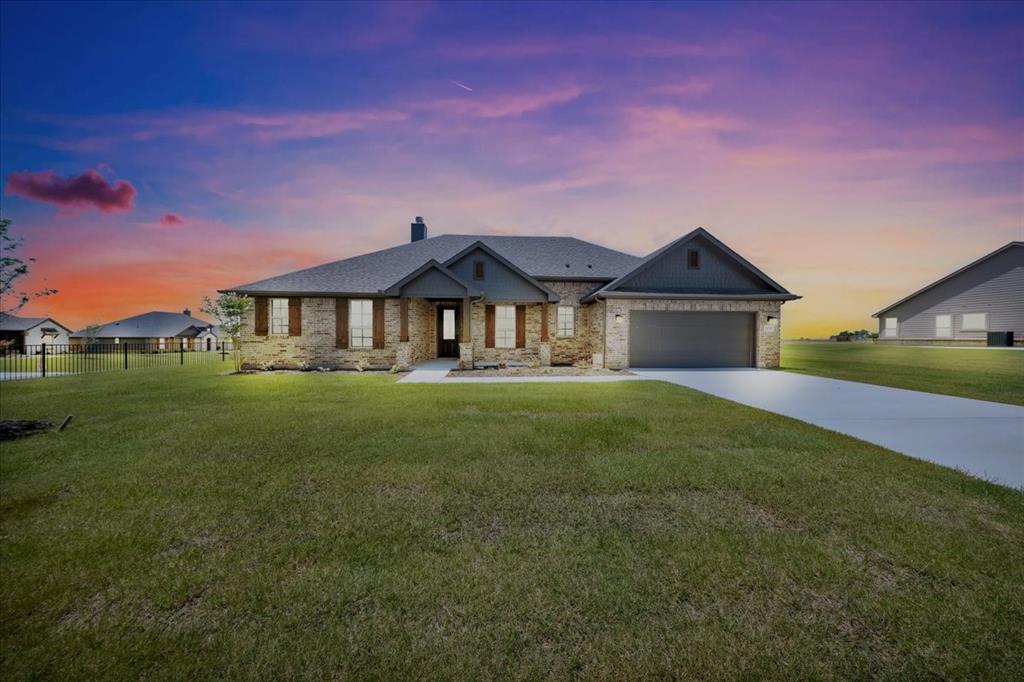 105 Moss Glen Lane Property Photo 1