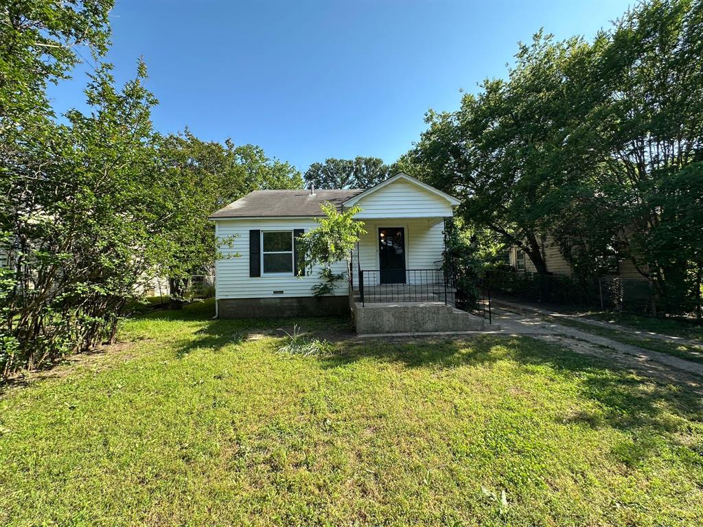 48 Vaughn Drive Property Photo