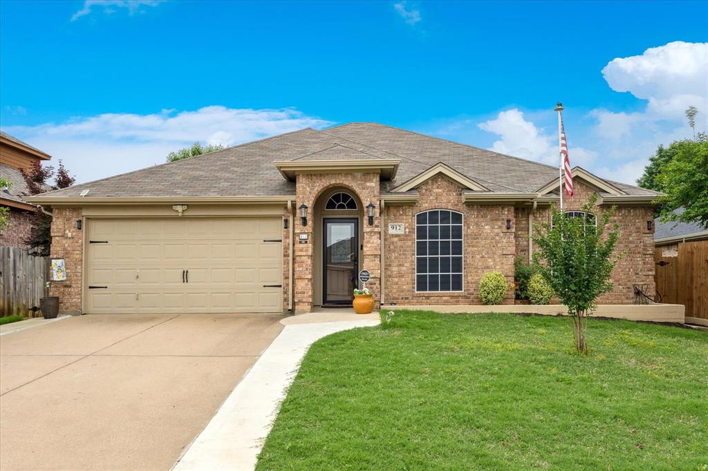 912 Crowder Drive Property Photo 1