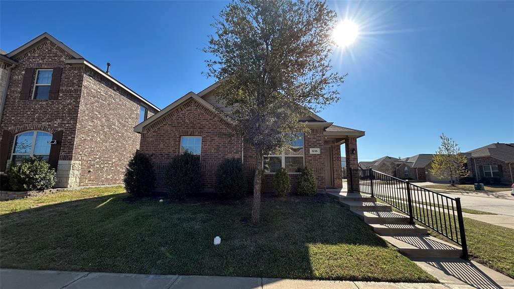 1235 Acmite Avenue Property Photo 1