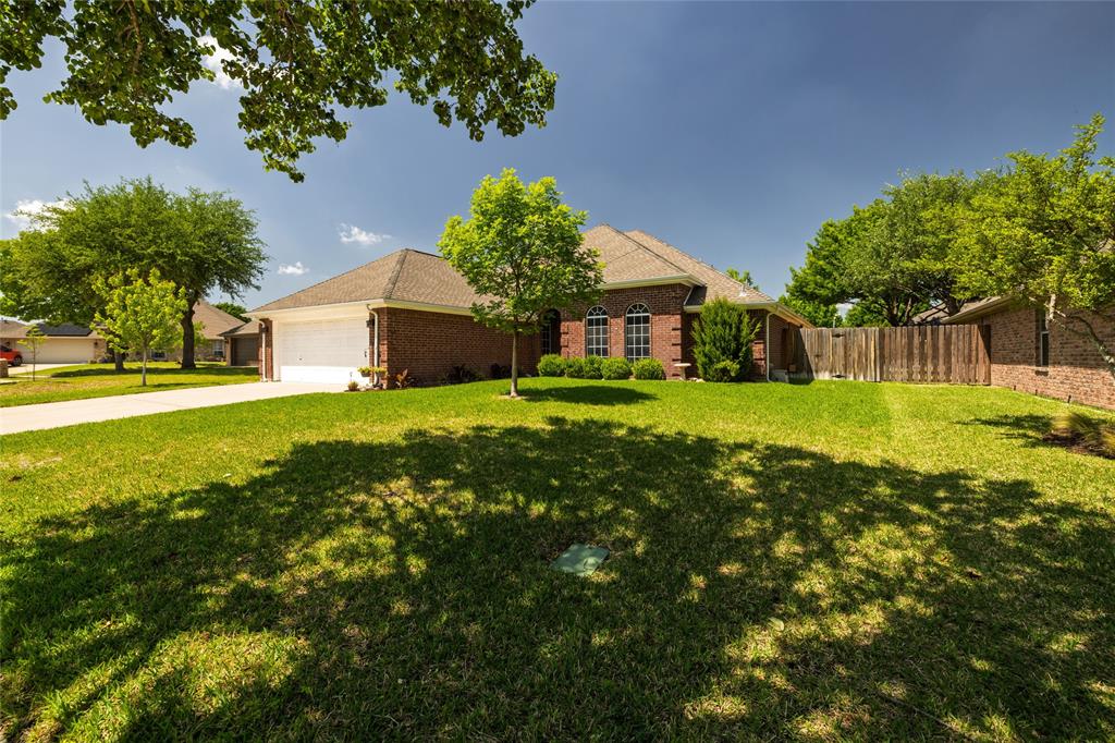 516 Hazelnut Court Property Photo
