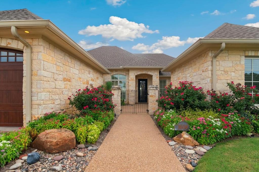 1608 Ridgewood Drive Property Photo 6