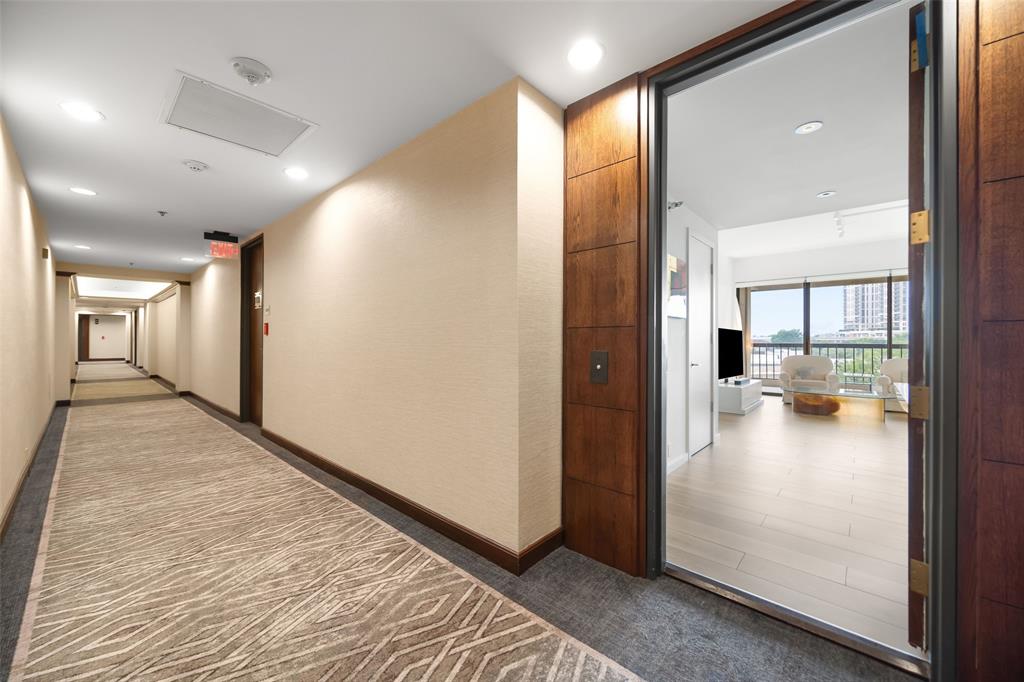 3831 Turtle Creek Boulevard Property Photo 4
