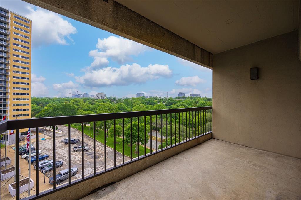 3831 Turtle Creek Boulevard Property Photo 27