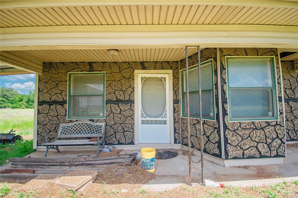 316 Joanne Property Photo 1