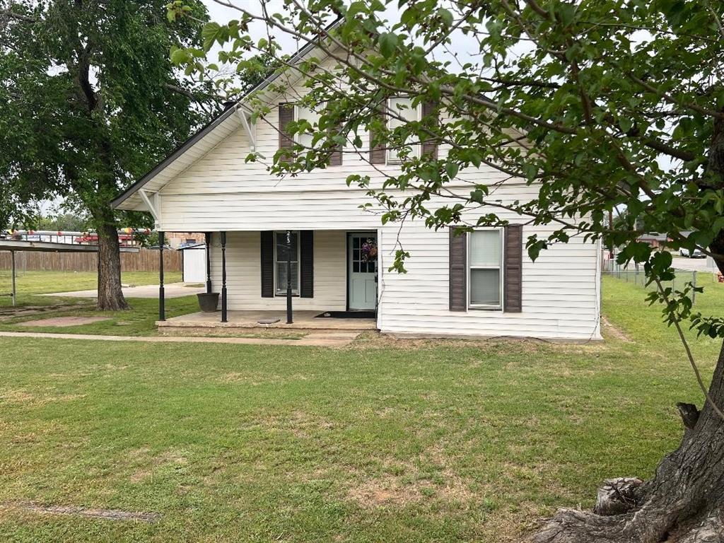 213 E Boyd Avenue Property Photo