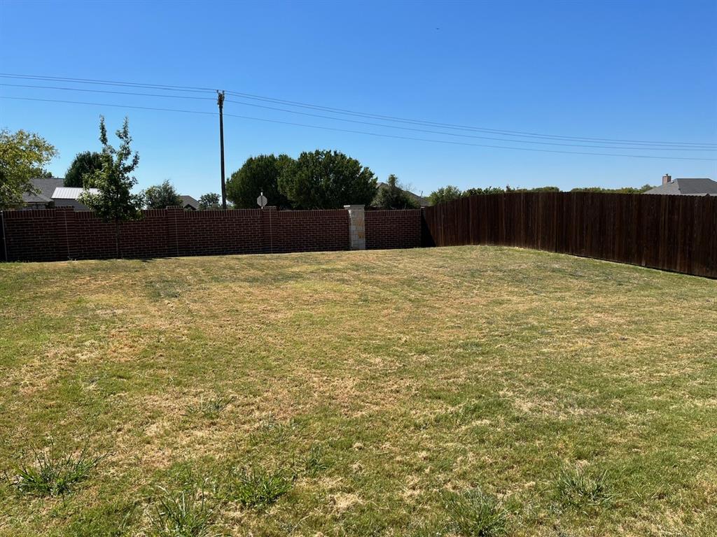 2103 Victoria Lane Property Photo 18