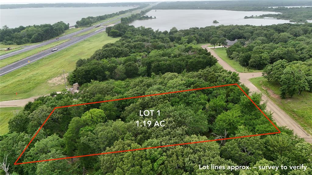 100 Oakridge Court Property Photo
