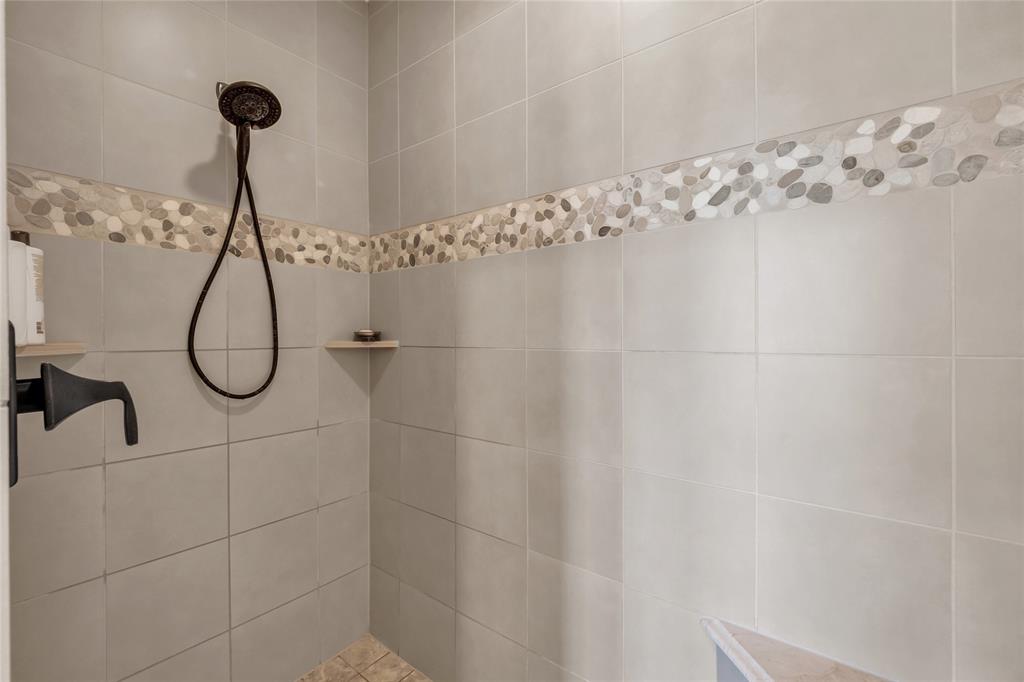 1400 Lakeside Drive Property Photo 20