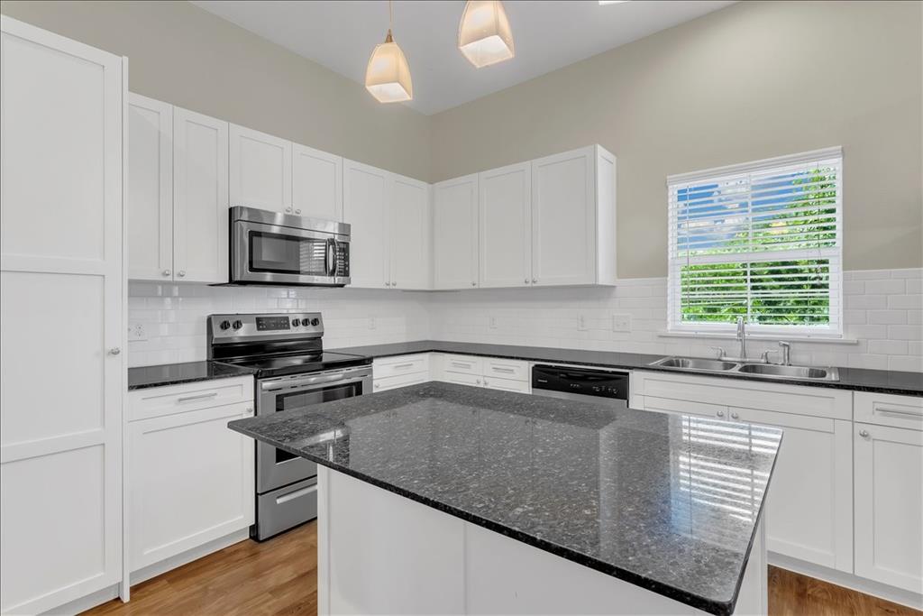 Real Estate Main Image