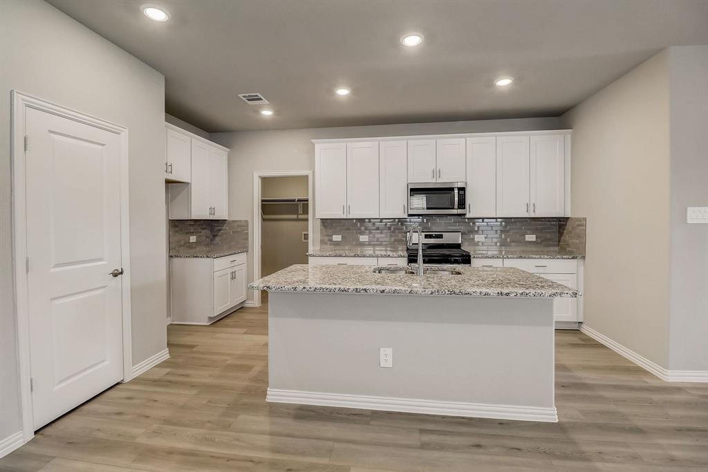 Texas Real Estate Listings Main Image