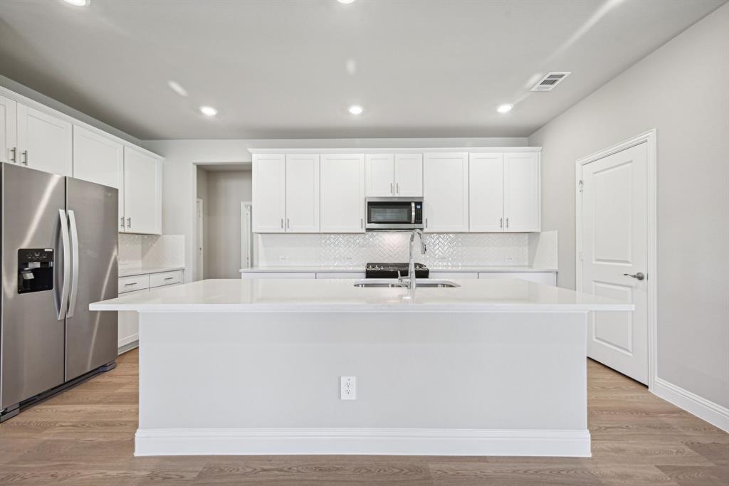 6624 Stone Elm Lane Property Photo