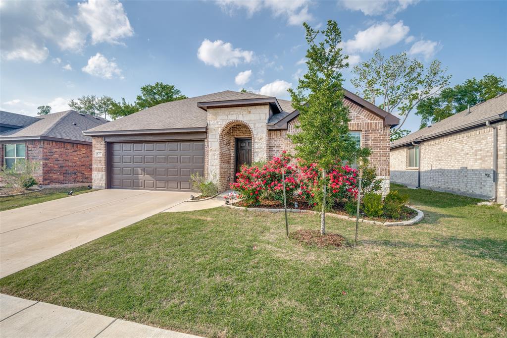527 Whitney Lane Property Photo