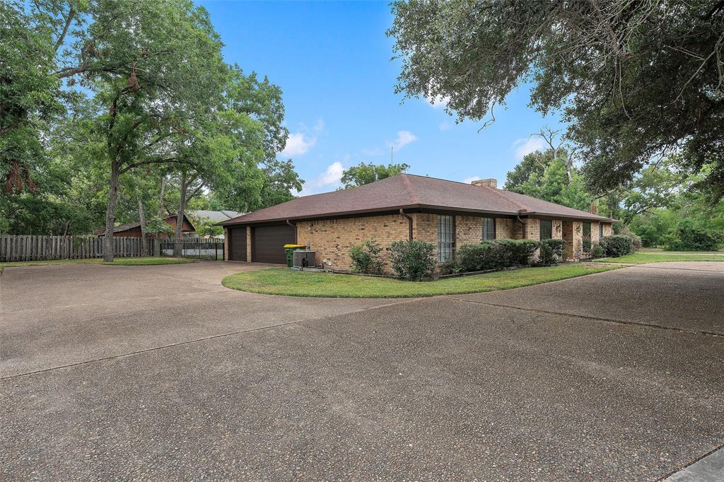 804 Val Verde Property Photo 31