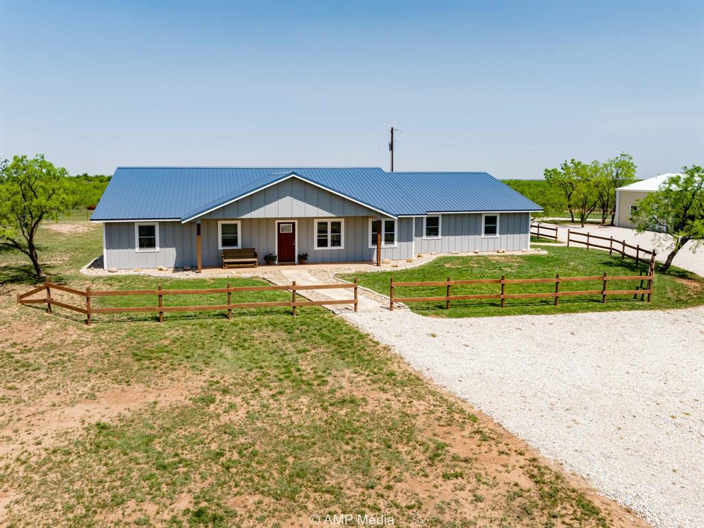 3734 Fm 600 Property Photo