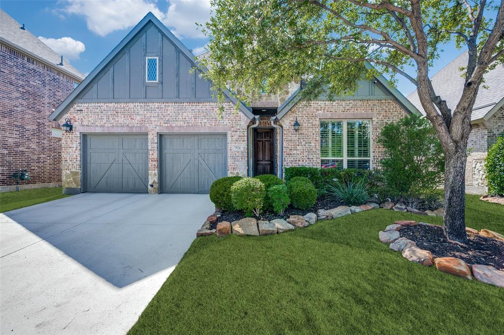 7924 Paisley Property Photo