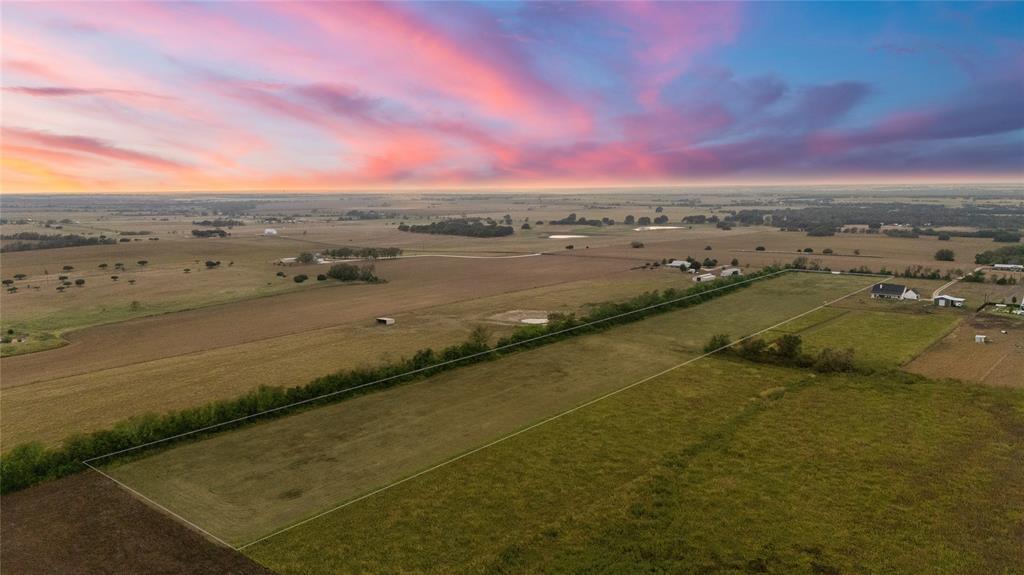 8153 Prairie Chapel Road Property Photo 10