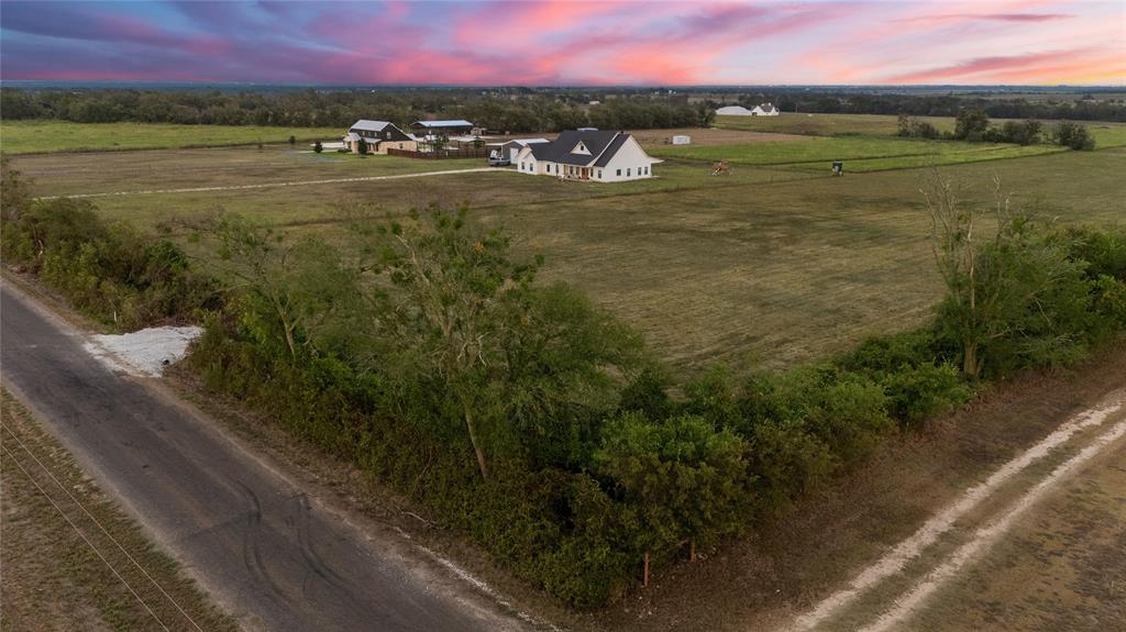 8153 Prairie Chapel Road Property Photo 16