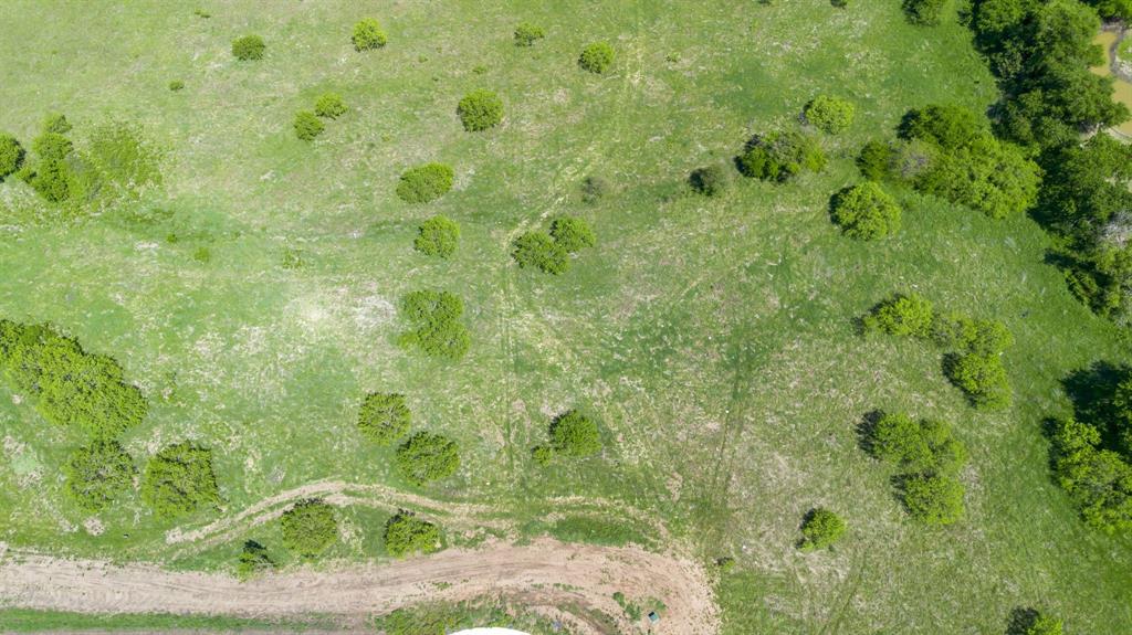 5000 Frost Creek Property Photo 2