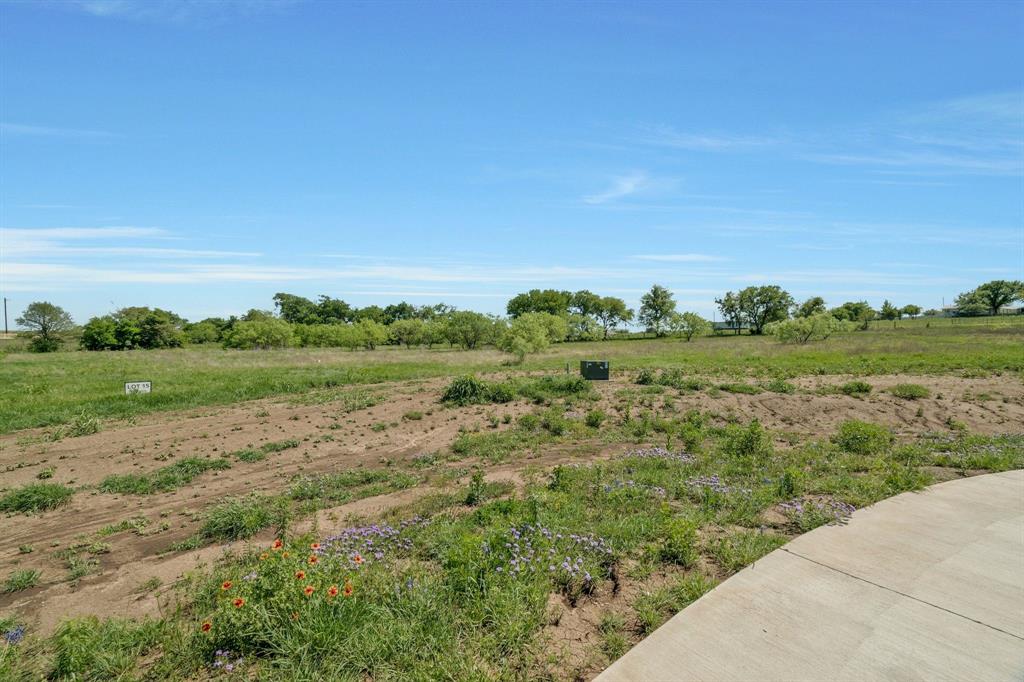 5000 Frost Creek Property Photo 3