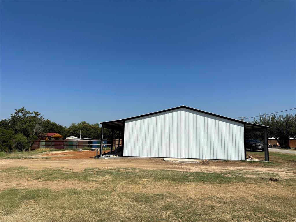 160 Third Street Property Photo 14