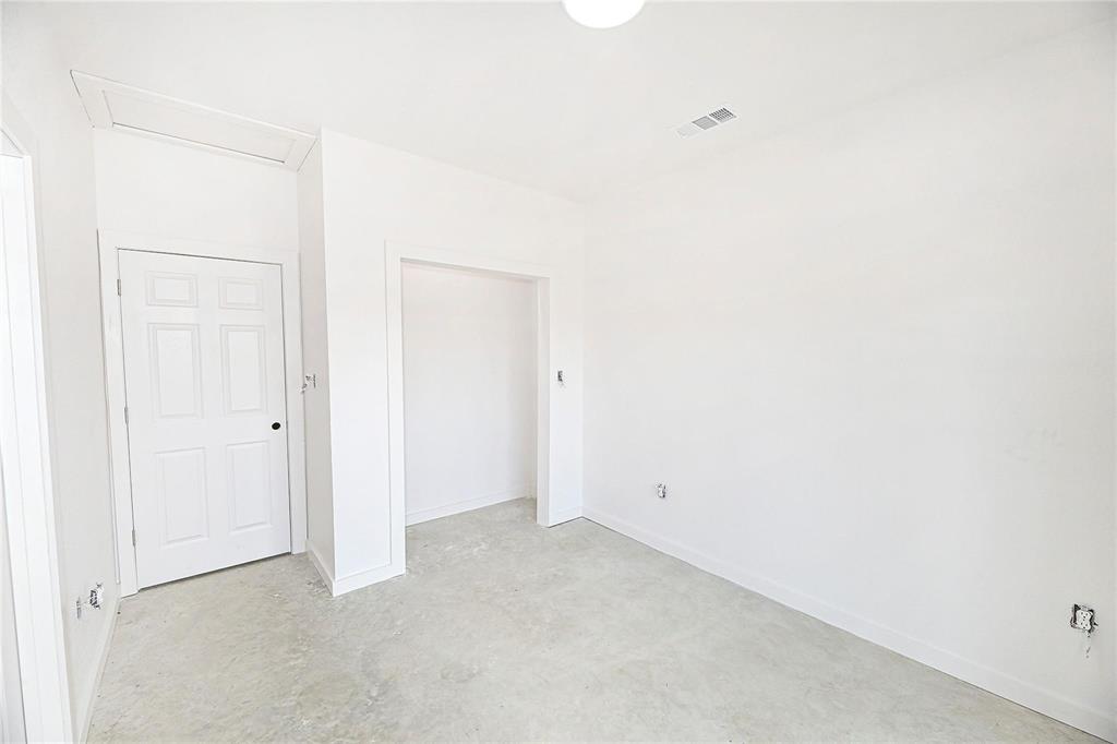 160 Third Street Property Photo 20