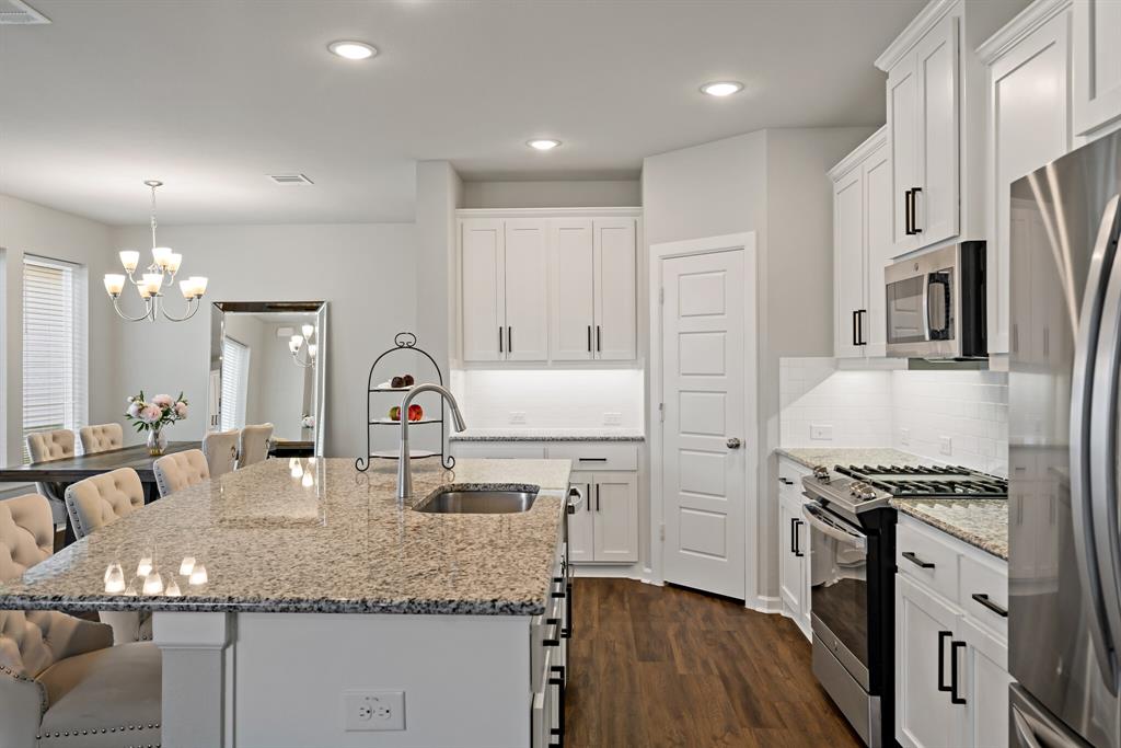1569 Jackson Street Property Photo 14