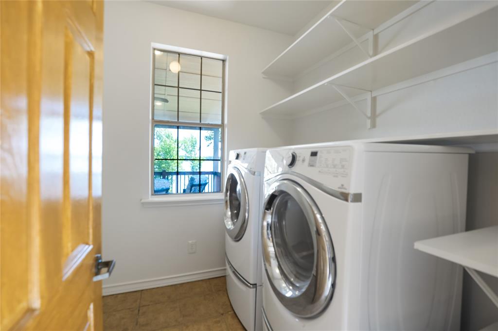 960 Mark Circle Property Photo 24