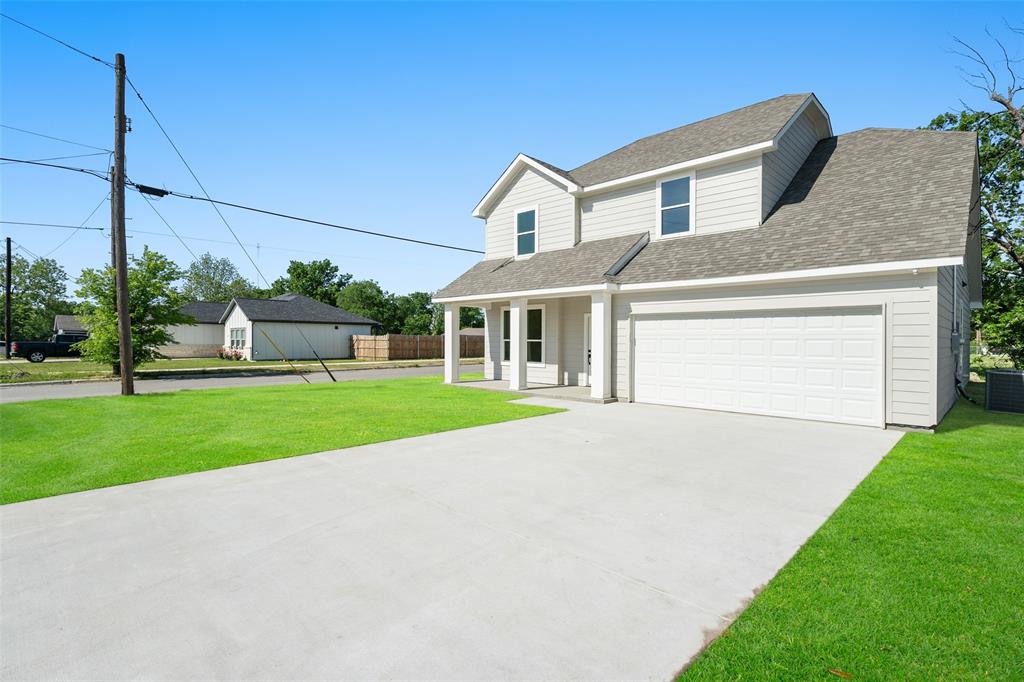 2514 College Street Property Photo 6